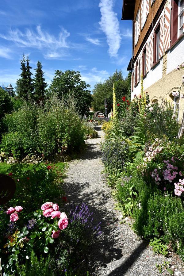Landgasthof Roessle - Beim Kraeuterwirt Oberstaufen Exterior photo